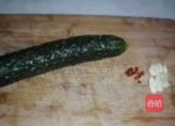 拍黄瓜的做法图解1