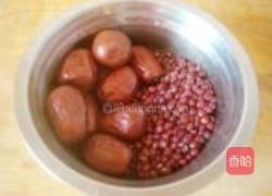 花生红枣粥的做法图解1