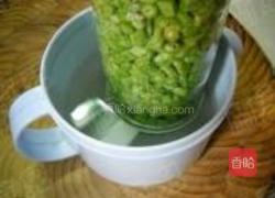 肉丁酸豆角的做法图解6