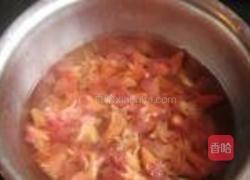 石榴花炒腊肉的做法图解7