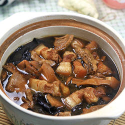 笋干炖肉的做法[图]
