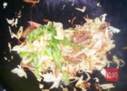 包菜炒面的做法图解7