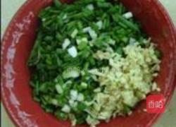 韭菜羊血的做法图解2