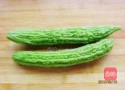 梅菜苦瓜的做法图解1