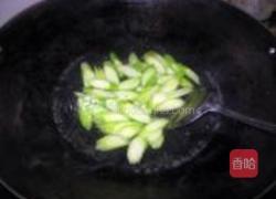西冷牛肉扒芥蓝的做法图解5