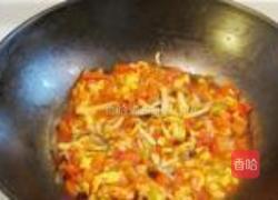 姬菇西红柿炒鸡蛋的做法图解11