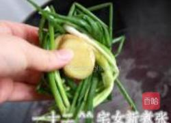 墨鱼大虾豆腐汤的做法图解4