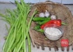空心菜梗的做法图解1