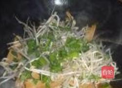 蒜苗豆芽炒豆腐干的做法图解5