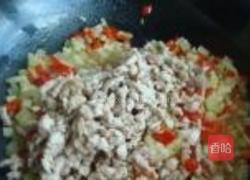 酸辣莴笋肉丁的做法图解10