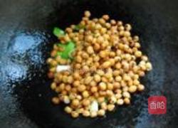 黄豆炒薯粉的做法图解7