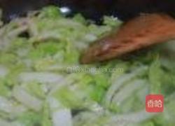 姜炒山东大白菜的做法图解2