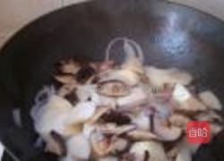 土豆烧牛肉的做法图解3