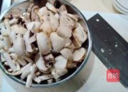 杂菇烩玉子豆腐的做法图解2