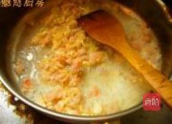 蒜苗虾仁的做法图解2