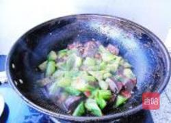 鸭血旺烧丝瓜的做法图解8