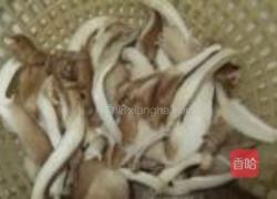 双菇肉片的做法图解4