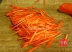 素炒双色萝卜丝的做法图解2