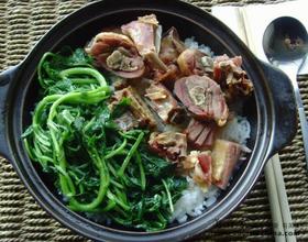 腊鸭腿煲仔饭[图]