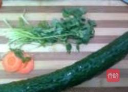 凉拌拍黄瓜的做法图解1