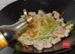 香辣肥肠的做法图解16