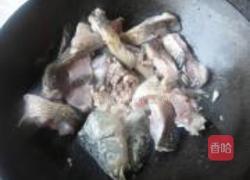 红烧草鱼豆腐的做法图解6