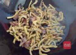 私房辣炒鸭肠的做法图解3