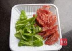 腊肠紫甘蓝的做法图解3