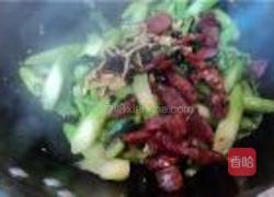 腊肠炒芥兰的做法图解6