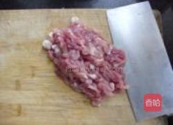 韭黄炒肉丝儿的做法图解2