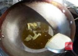 韭黄炒肉丝儿的做法图解6