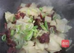 腊鸭胗焖大头菜的做法图解9