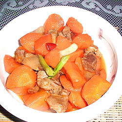 胡萝卜烧肉的做法[图]