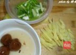 酸梅蒸鲳鱼的做法图解2