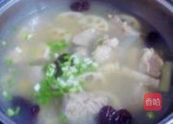 莲藕月牙骨头汤的做法图解10