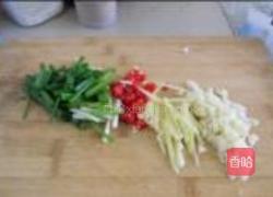 清蒸生鱼的做法图解3