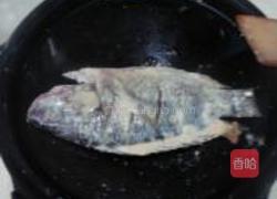 枸杞烧非洲鲫鱼的做法图解5