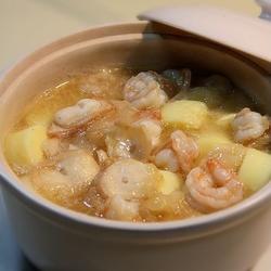 骨汤海鲜豆腐煲的做法[图]