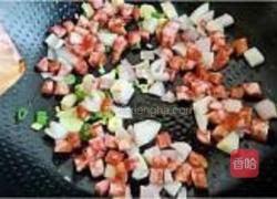 土豆洋蔥香腸丁的做法圖解3