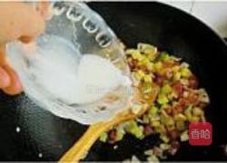 土豆洋蔥香腸丁的做法圖解7