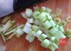 豆丁橄榄菜的做法图解3