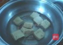 香椿拌豆腐的做法图解3