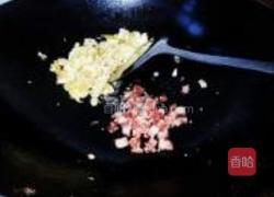 缤纷圣诞腊味炒饭的做法图解6