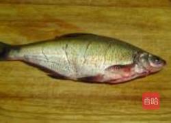 清蒸武昌鱼的做法图解1