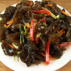 青芥辣拌木耳的做法[图]