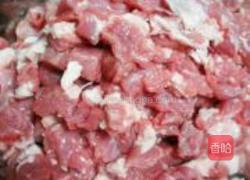 香辣红烧牛肉米粉的做法图解1