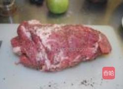 夹心肉卷李子的做法图解3