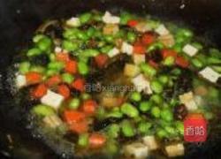 萝卜菜炒毛豆的做法图解7