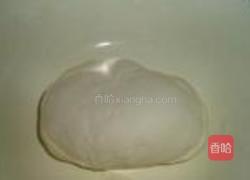 黑椒牛柳饼的做法图解1