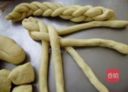 黄豆面辫子餐包的做法图解6